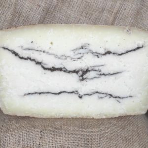 grandi-formaggi-pecorino-tartufo01